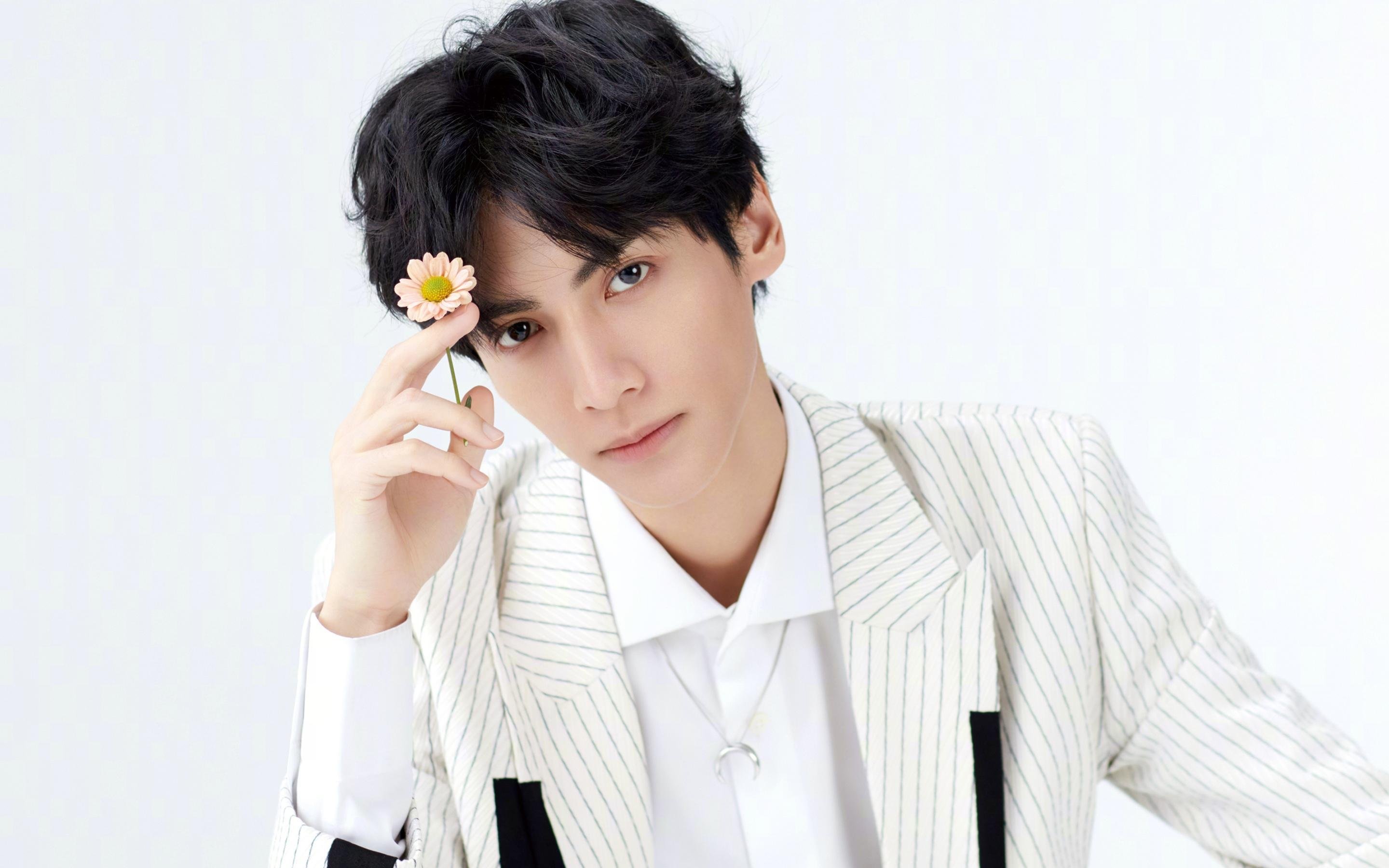 开云中国-车迷留言精选：赛季中的精彩评论，赛车评论语录