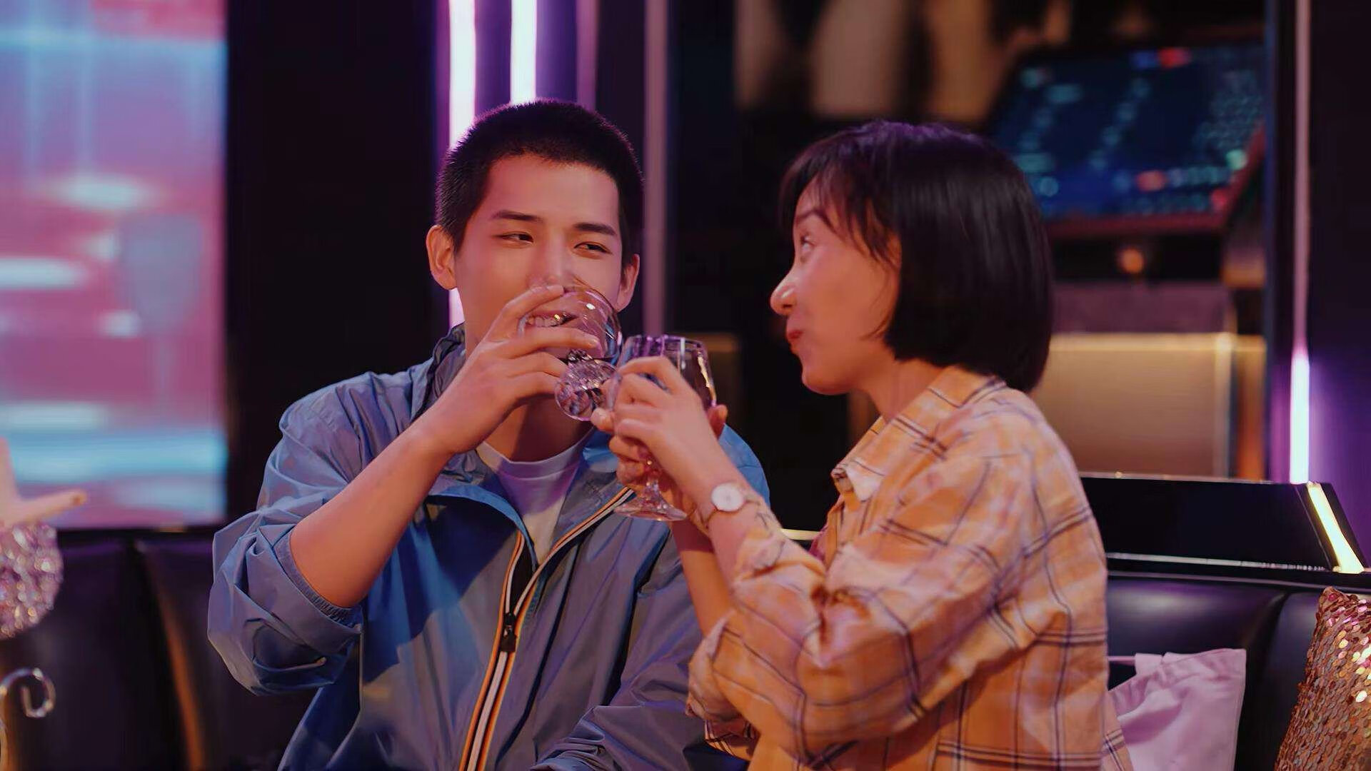 开云·体育官网-爵士取得胜利，战胜尼克继续势头，爵士输给谁了