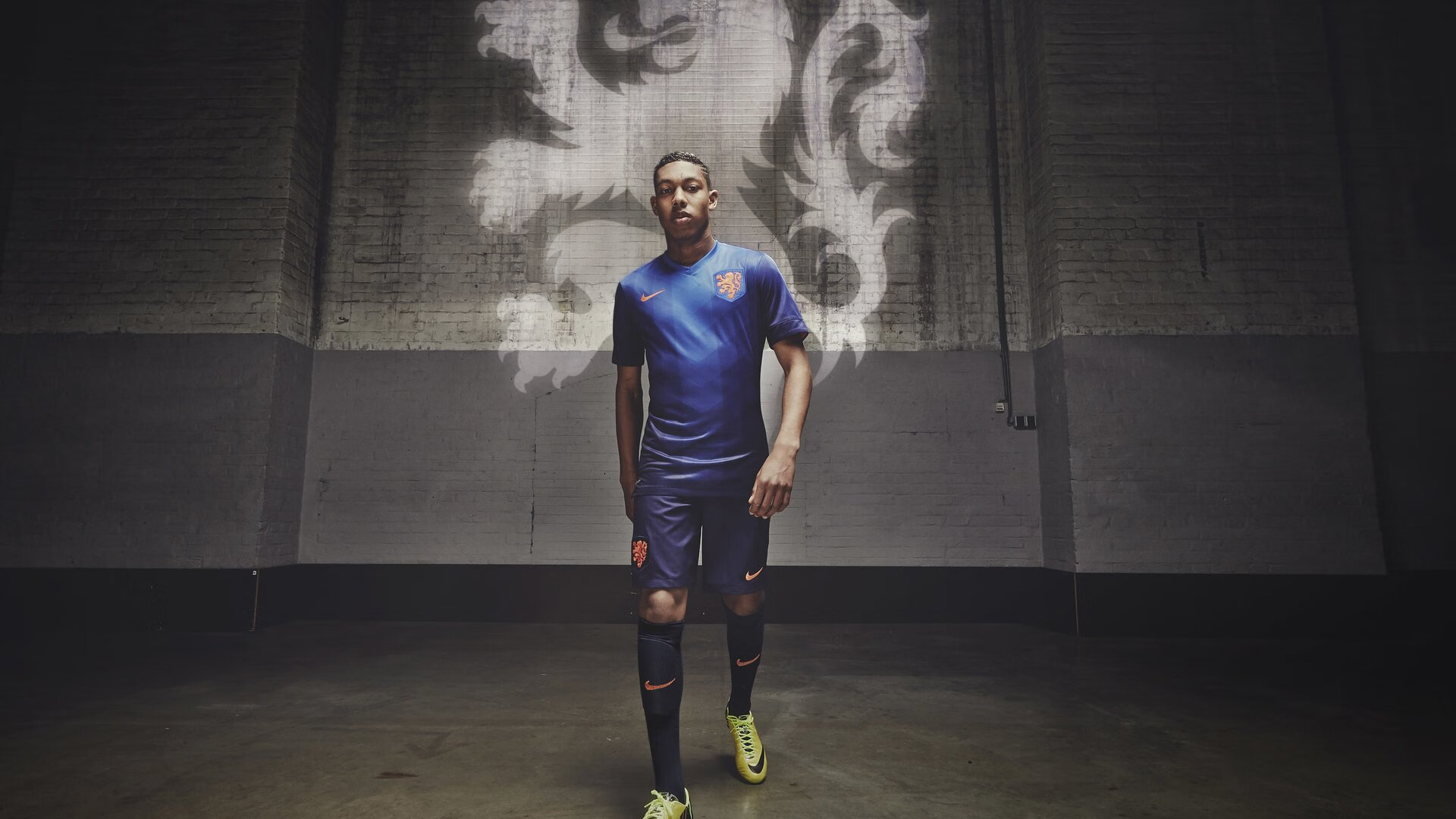 《传统体育与电竞融合：新合作开启双赢局面》，电竞比赛和传统体育比赛区别